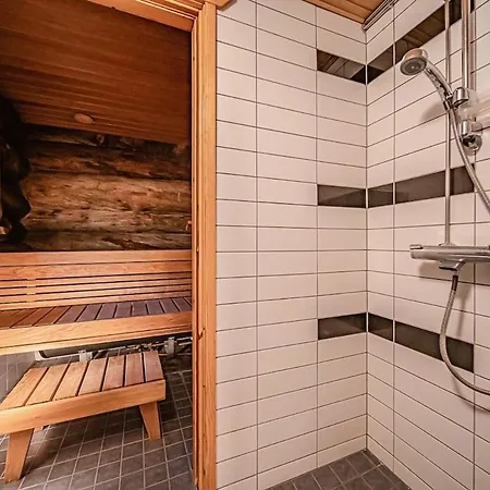 Koppelo - 2 Km Levikeskus - 150 M Bus בית נופש Kittilä