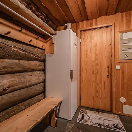 Koppelo - 2 Km Levikeskus - 150 M Bus בית נופש *