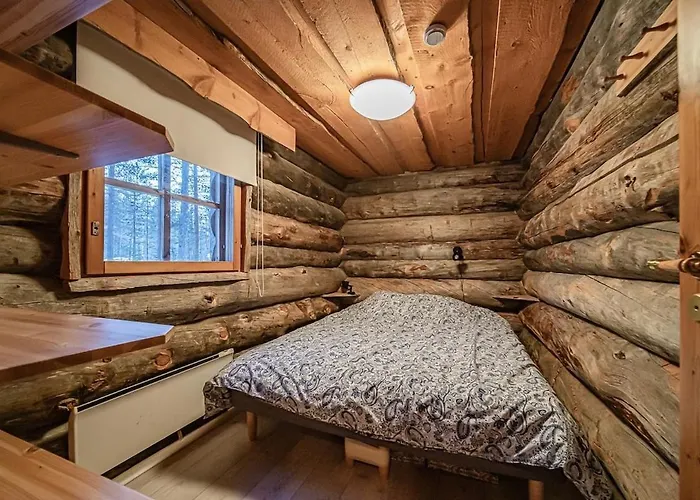 Koppelo - 2 Km Levikeskus - 150 M Bus בית נופש Kittilä