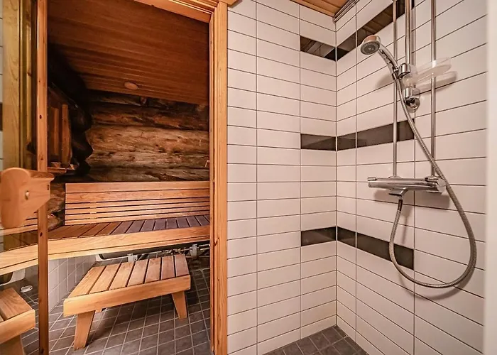 Koppelo - 2 Km Levikeskus - 150 M Bus בית נופש Kittilä